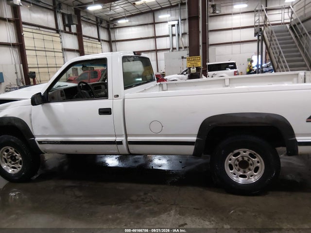 1998 Gmc Sierra 2500 Hd Sl მანქანა იყიდება აუქციონზე, vin: 1GTGK24R2WZ548910, აუქციონის ნომერი: 46166786