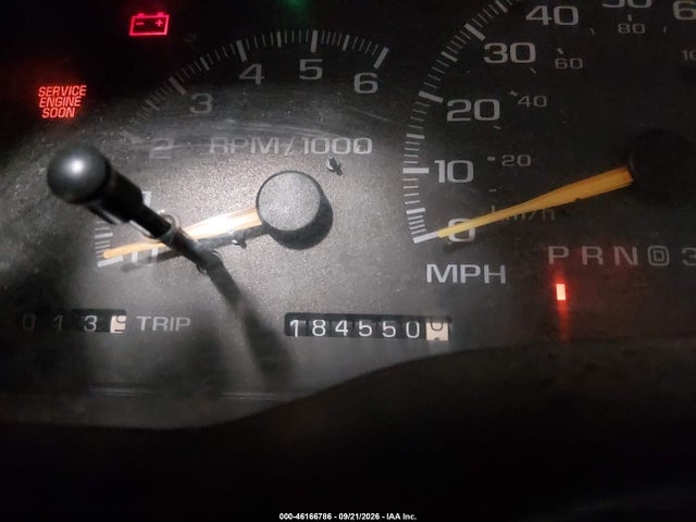 1998 Gmc Sierra 2500 Hd Sl მანქანა იყიდება აუქციონზე, vin: 1GTGK24R2WZ548910, აუქციონის ნომერი: 46166786