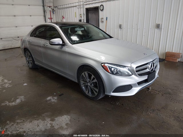 46166809 :رقم المزاد ، 55SWF4KB4GU100014 vin ، 2016 Mercedes-benz C 300 4matic مزاد بيع