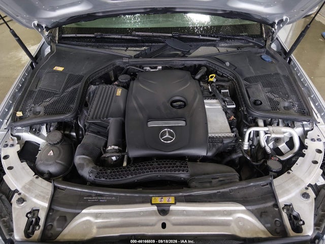 46166809 :رقم المزاد ، 55SWF4KB4GU100014 vin ، 2016 Mercedes-benz C 300 4matic مزاد بيع