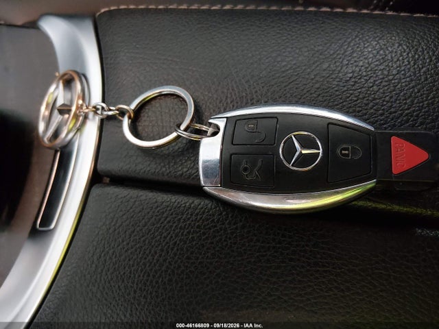 46166809 :رقم المزاد ، 55SWF4KB4GU100014 vin ، 2016 Mercedes-benz C 300 4matic مزاد بيع