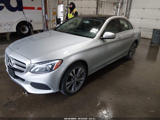 46166809 :رقم المزاد ، 55SWF4KB4GU100014 vin ، 2016 Mercedes-benz C 300 4matic مزاد بيع