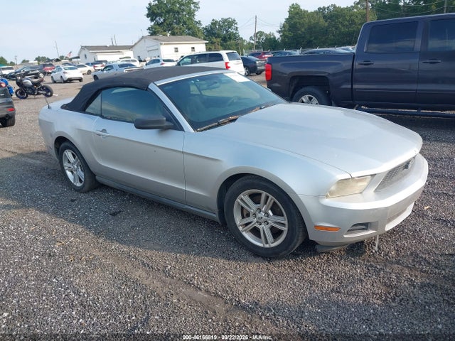 Auction sale of the 2011 Ford Mustang V6, vin: 1ZVBP8EM8B5129427, lot number: 46166819