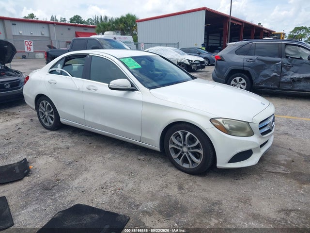 2016 Mercedes-benz C 300 მანქანა იყიდება აუქციონზე, vin: 55SWF4JB5GU166654, აუქციონის ნომერი: 46166886