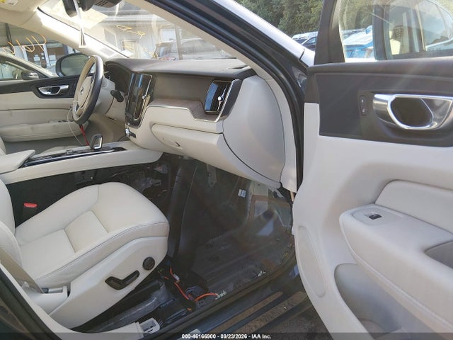 Aukcja sprzedaży 2022 Volvo Xc60 B5 Momentum, vin: YV4L12RK6N1088612, numer aukcji: 46166900