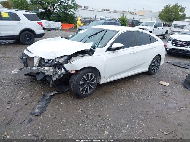 46166925 :رقم المزاد ، 2HGFC2F57HH528076 vin ، 2017 Honda Civic Lx مزاد بيع