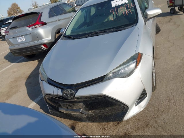 2T1BURHE6JC996932 Toyota COROLLA LE