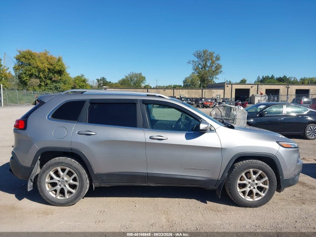 Продажа на аукционе авто 2016 Jeep Cherokee Latitude, vin: 1C4PJMCBXGW122338, номер лота: 46166949