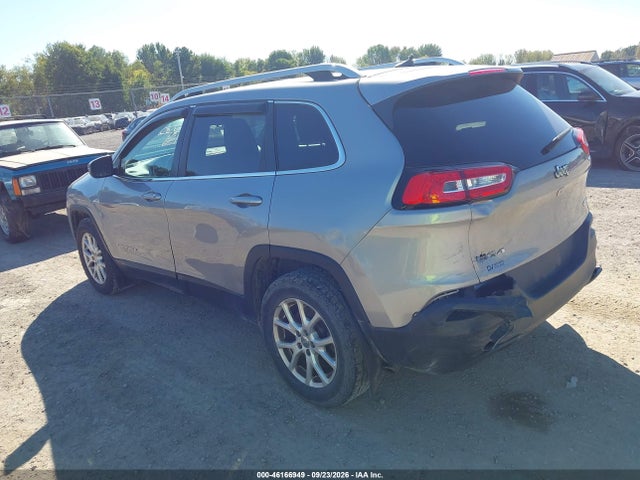 Продажа на аукционе авто 2016 Jeep Cherokee Latitude, vin: 1C4PJMCBXGW122338, номер лота: 46166949