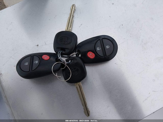Продажа на аукционе авто 2015 Toyota Tacoma Base V6, vin: 3TMLU4EN8FM170397, номер лота: 46167016