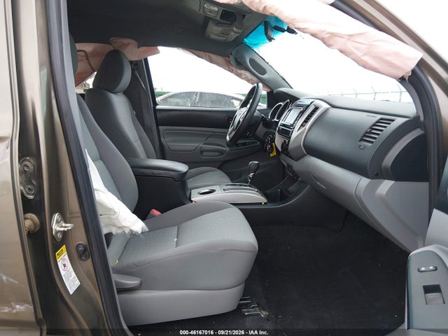 Продажа на аукционе авто 2015 Toyota Tacoma Base V6, vin: 3TMLU4EN8FM170397, номер лота: 46167016
