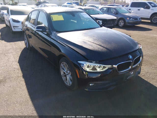 46167068 :رقم المزاد ، WBA8A9C52JAH13358 vin ، 2018 Bmw 320i مزاد بيع