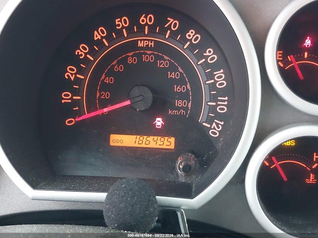 46167084 :رقم المزاد ، 5TFUW5F15BX181295 vin ، 2011 Toyota Tundra Grade 5.7l V8 مزاد بيع