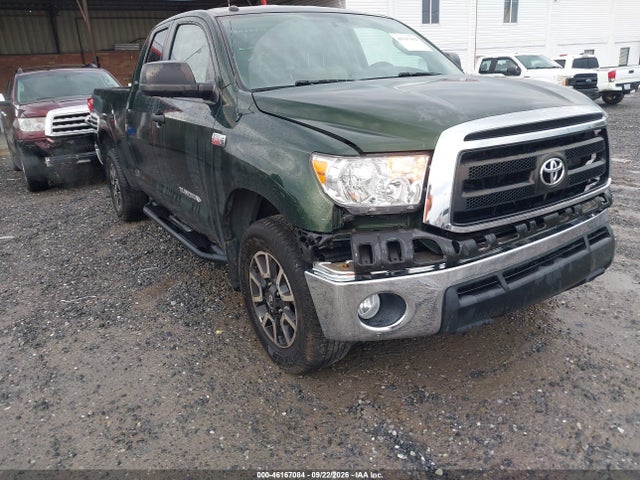 46167084 :رقم المزاد ، 5TFUW5F15BX181295 vin ، 2011 Toyota Tundra Grade 5.7l V8 مزاد بيع