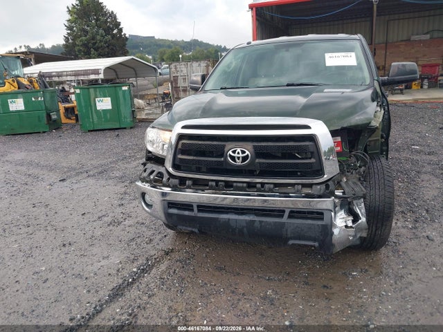 46167084 :رقم المزاد ، 5TFUW5F15BX181295 vin ، 2011 Toyota Tundra Grade 5.7l V8 مزاد بيع
