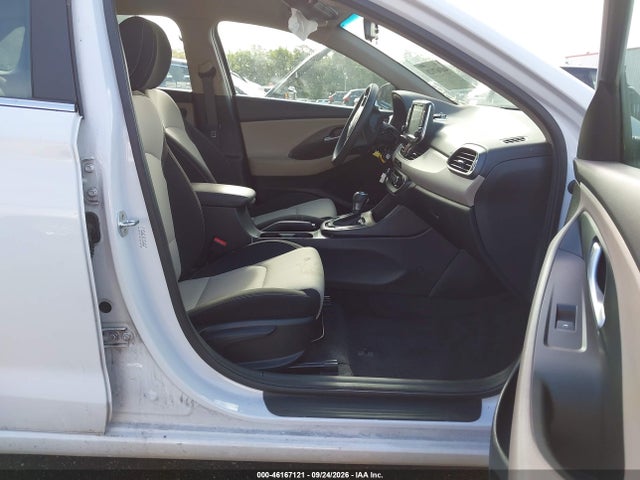 2020 Hyundai Elantra Gt მანქანა იყიდება აუქციონზე, vin: KMHH35LE9LU135789, აუქციონის ნომერი: 46167121