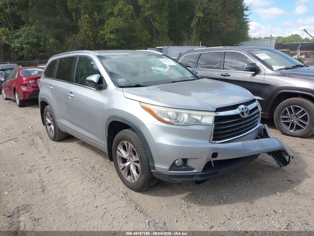Продажа на аукционе авто 2015 Toyota Highlander Xle V6, vin: 5TDJKRFH7FS116835, номер лота: 46167169