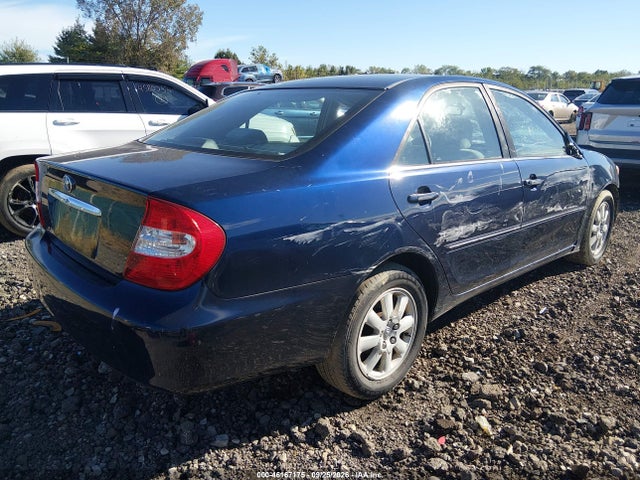 46167175 :رقم المزاد ، 4T1BE32K82U610715 vin ، 2002 Toyota Camry Xle مزاد بيع