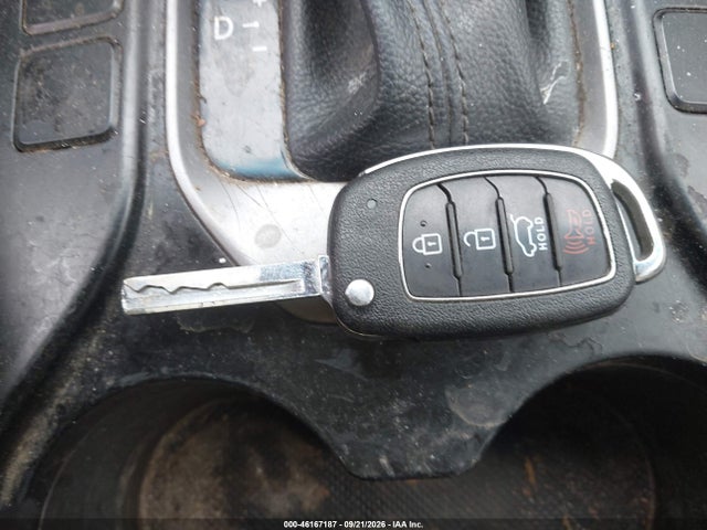 46167187 :رقم المزاد ، 5NMZT3LB3JH077458 vin ، 2018 Hyundai Santa Fe Sport 2.4l مزاد بيع