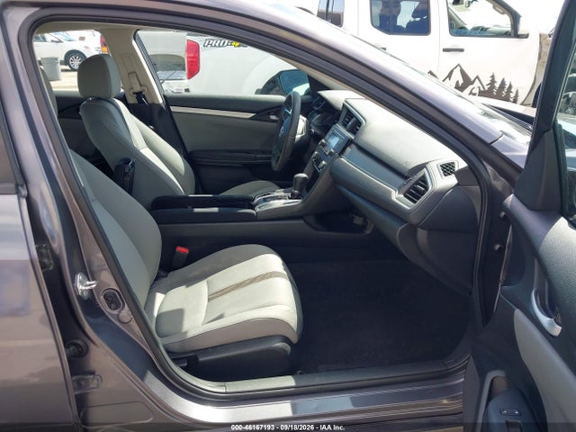 2HGFC2F5XGH526045 Honda Civic Lx