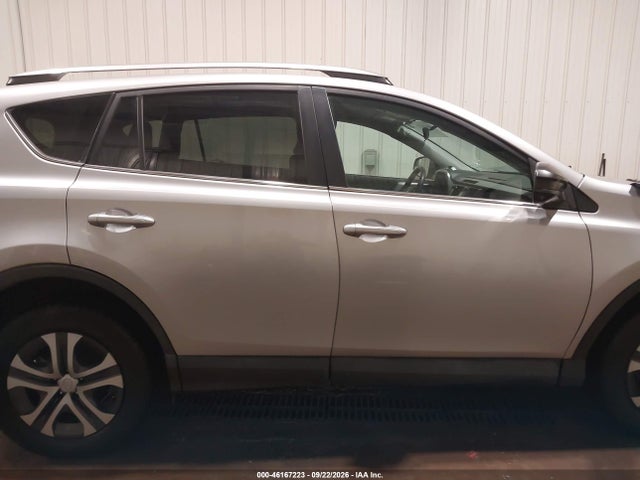 Продаж на аукціоні авто 2017 Toyota Rav4 Le, vin: 2T3BFREV2HW652190, номер лоту: 46167223