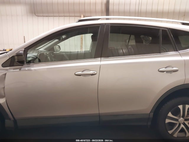Продаж на аукціоні авто 2017 Toyota Rav4 Le, vin: 2T3BFREV2HW652190, номер лоту: 46167223