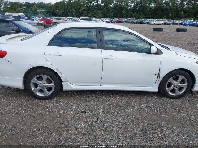 46167251 :رقم المزاد ، 5YFBU4EE5DP180807 vin ، 2013 Toyota Corolla S مزاد بيع