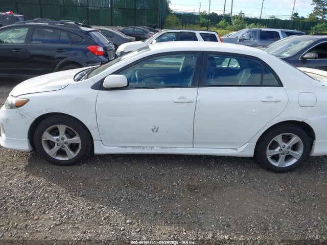 46167251 :رقم المزاد ، 5YFBU4EE5DP180807 vin ، 2013 Toyota Corolla S مزاد بيع