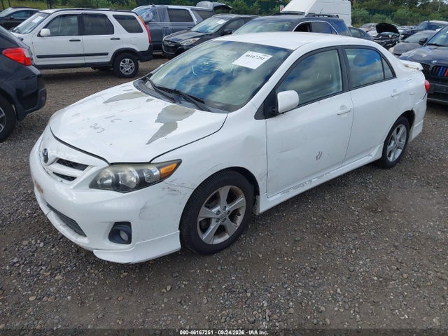 46167251 :رقم المزاد ، 5YFBU4EE5DP180807 vin ، 2013 Toyota Corolla S مزاد بيع