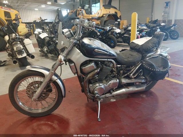 2003 Suzuki Vs1400 Glp მანქანა იყიდება აუქციონზე, vin: JS1VX51L432101097, აუქციონის ნომერი: 46167252