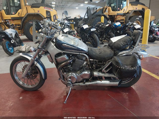 2003 Suzuki Vs1400 Glp მანქანა იყიდება აუქციონზე, vin: JS1VX51L432101097, აუქციონის ნომერი: 46167252
