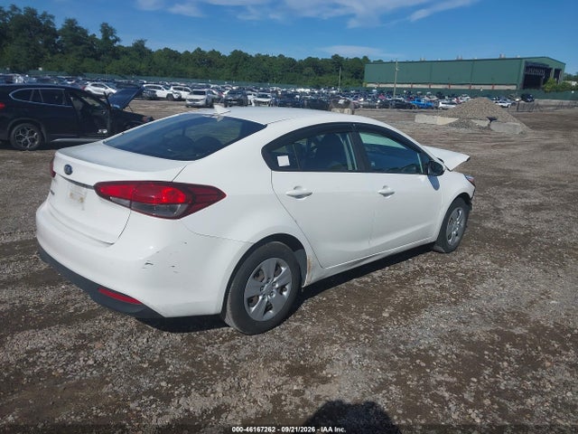 2018 Kia Forte Lx მანქანა იყიდება აუქციონზე, vin: 3KPFK4A71JE273089, აუქციონის ნომერი: 46167262