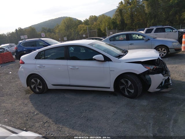 Продажа на аукционе авто 2017 Hyundai Ioniq Hybrid Sel, vin: KMHC75LC7HU035355, номер лота: 46167274