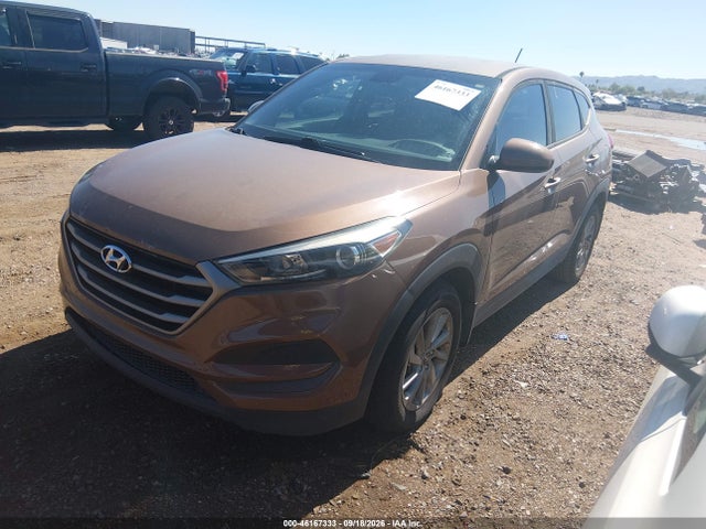 Hyundai TUCSON SE 2016 KM8J23A47GU159100 Image 2