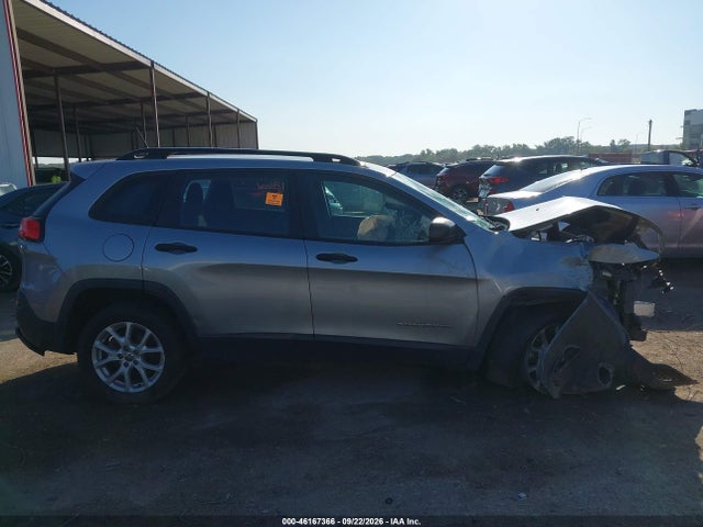 2015 Jeep Cherokee Sport მანქანა იყიდება აუქციონზე, vin: 1C4PJLAB7FW760560, აუქციონის ნომერი: 46167366