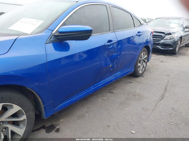 46167460 :رقم المزاد ، 2HGFC2F7XHH573983 vin ، 2017 Honda Civic Ex مزاد بيع