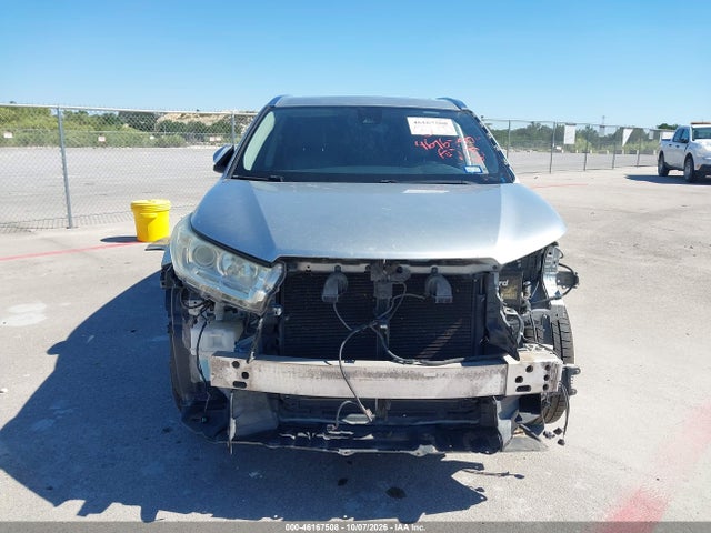 46167508 :رقم المزاد ، 5TDJZRFH1HS512953 vin ، 2017 Toyota Highlander Xle مزاد بيع