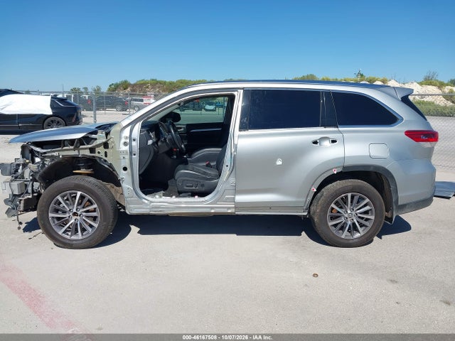 46167508 :رقم المزاد ، 5TDJZRFH1HS512953 vin ، 2017 Toyota Highlander Xle مزاد بيع