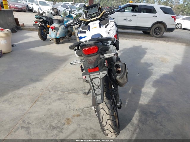 Honda Crf1100 D4 2024 JH2SD15E3RK000865 Image 6