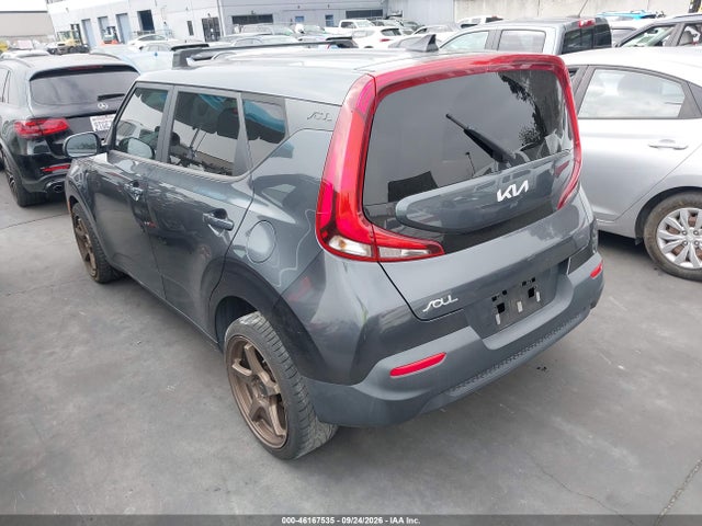 KIA SOUL LX 2022 KNDJ23AU9N7820500 Image 3