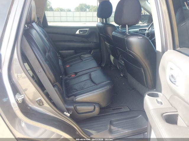 Продажа на аукционе авто 2017 Nissan Pathfinder Sl, vin: 5N1DR2MM5HC684744, номер лота: 46167690