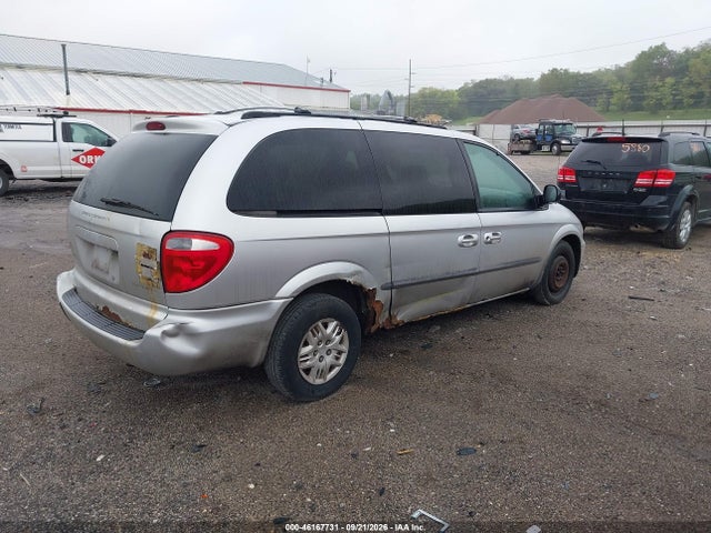 Продажа на аукционе авто 2002 Dodge Grand Caravan Sport, vin: 2B4GP44R02R588675, номер лота: 46167731