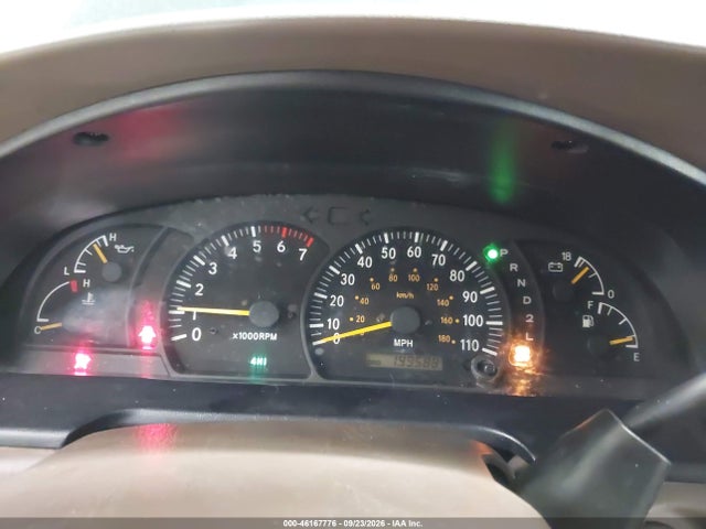 46167776 :رقم المزاد ، 5TBBT4415YS073604 vin ، 2000 Toyota Tundra Sr5 V8 مزاد بيع