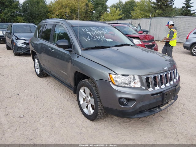 46167819 :رقم المزاد ، 1J4NT1FB7BD290366 vin ، 2011 Jeep Compass مزاد بيع