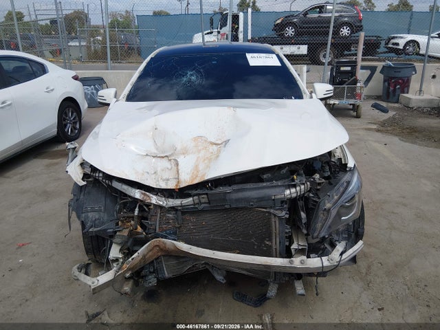 WDDSJ4EB5GN305326 Mercedes-Benz CLA 250