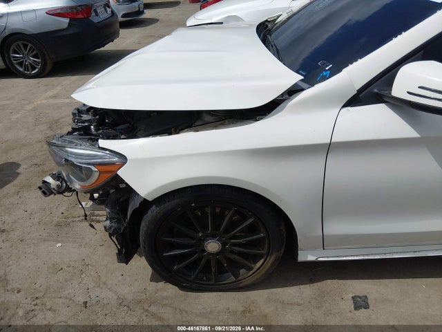WDDSJ4EB5GN305326 Mercedes-Benz CLA 250