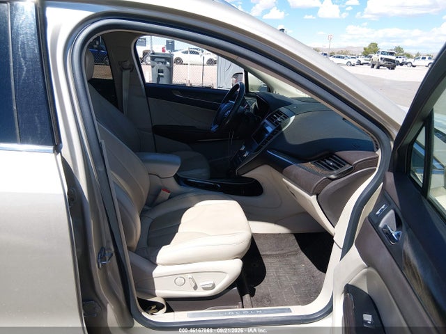 2017 Lincoln Mkc Reserve მანქანა იყიდება აუქციონზე, vin: 5LMTJ3DH3HUL33513, აუქციონის ნომერი: 46167868