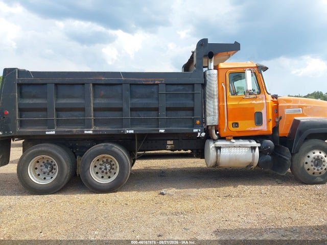 Aukcja sprzedaży 2001 Mack 600 Ch600, vin: 1M1AA13Y81W134035, numer aukcji: 46167878