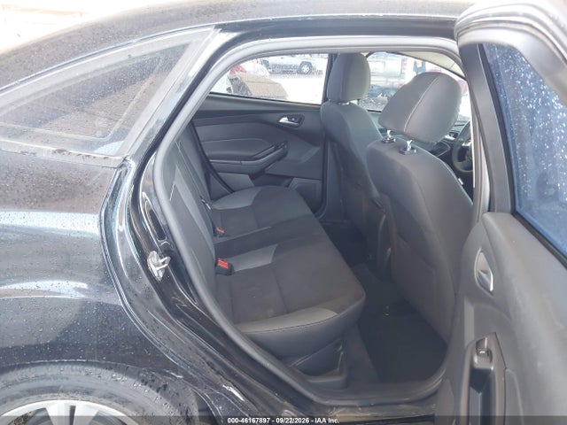 Ford FOCUS SE 2014 1FADP3F22EL374810 Image 8