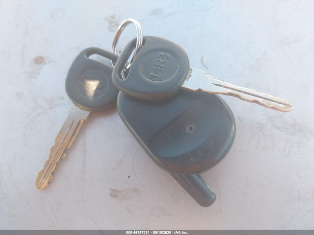 46167951 :رقم المزاد ، 1GCCS19H138160500 vin ، 2003 Chevrolet S-10 Ls مزاد بيع